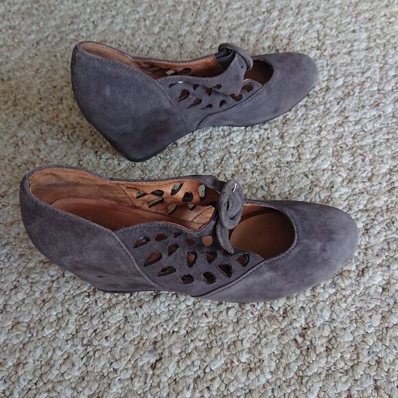 Jeffrey Campbell Havana Last Suede Wedge size 6M - Picture 3 of 12